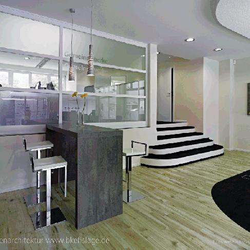 Empfangsbereich mit grauem Tresen und weißen Stühlen neben Treppenstufen